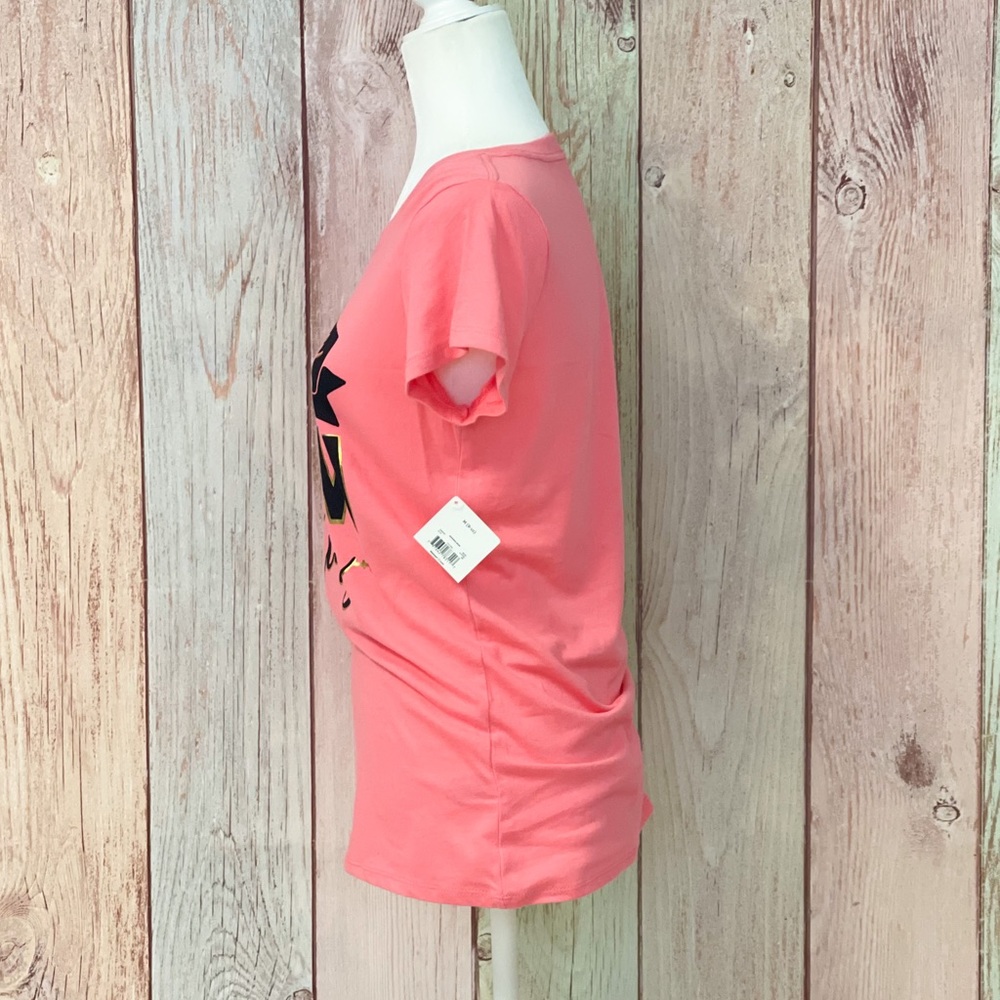 Women’s “Winning At This Mom Thing” Short Sleeve Tee Shirt NWT - Picture 4 of 8